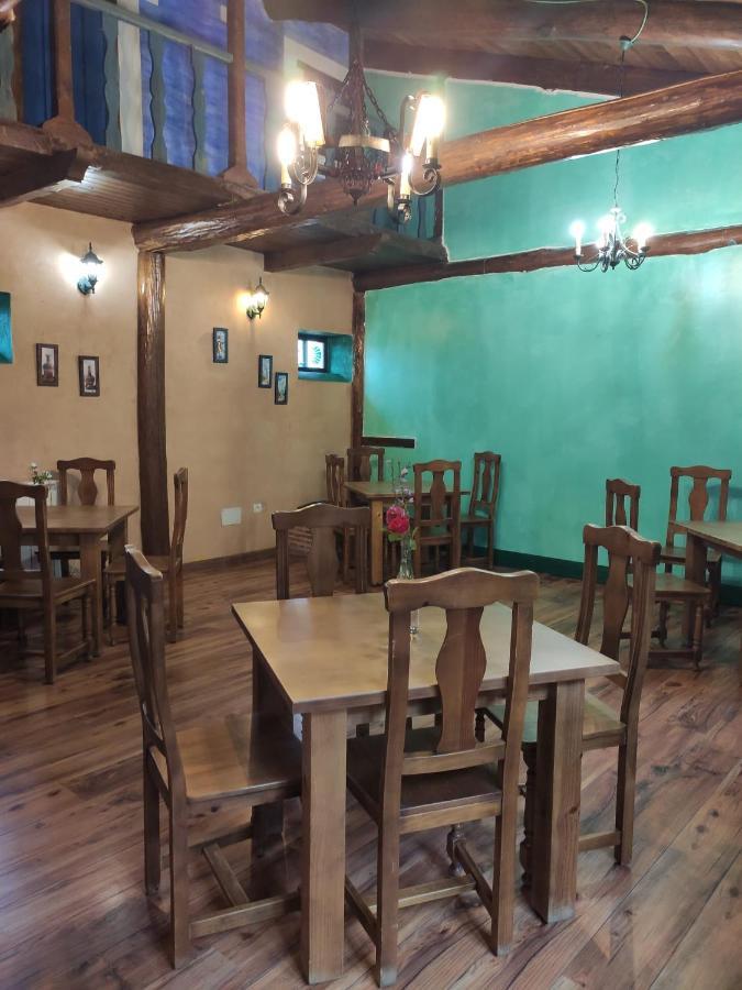 Albergue De Peregrinos Casa Flor Murias de Rechivaldo Exteriér fotografie